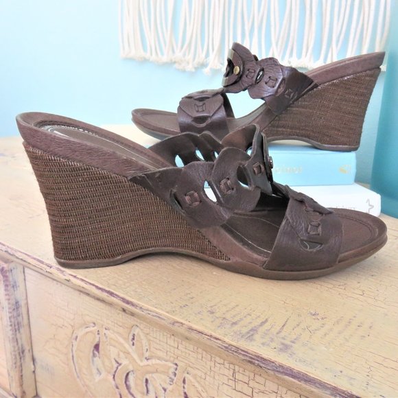Brown Leather Wedge Summer Sandals by Rockport with Dynamic Suspension..…225 - Picture 4 of 9